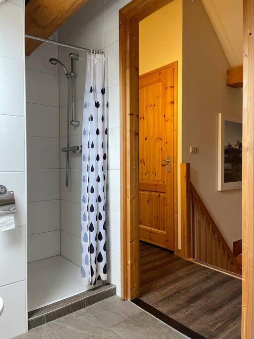Unieke Houten Villa Met Sauna In Twente - 6P Den Ham Kültér fotó